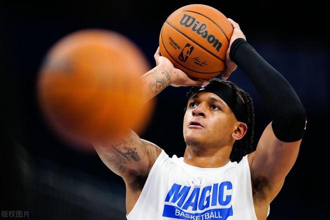 包含从西汉姆围绕NBA季后赛主帅复盘到奥兰多魔术今晚伤情更新，尼斯今晨战术微调的词条